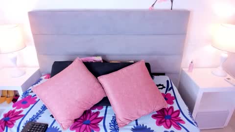 milky__boobs699 online show from 03/15/26, 12:33