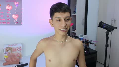 Snapshot of milky__boy_ chatting on 12/13/24, 03:16 H A R O L D online show from 12/13/24, 03:16