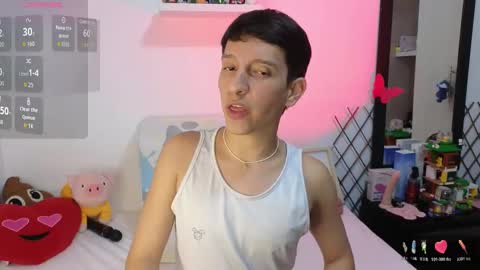 Snapshot of milky__boy_ chatting on 11/09/25, 04:33 H A R O L D online show from 11/09/25, 04:33