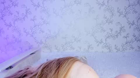 Vivian online show from 02/05/25, 11:12