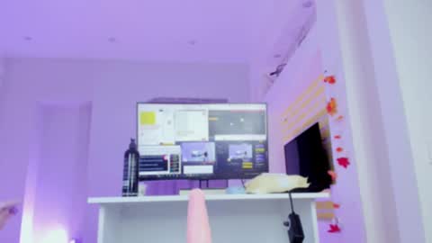 Vivian online show from 03/03/25, 11:22