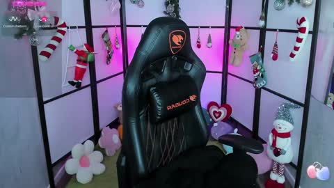 milky cute online show from 01/09/25, 12:46