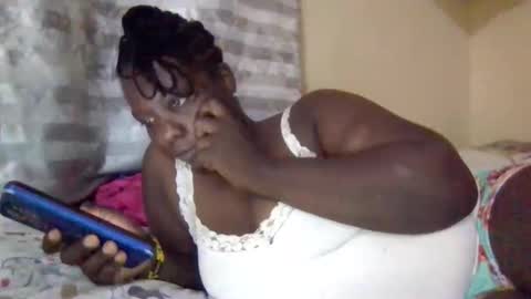 Snapshot of milkyebony254 chatting on 12/05/25, 09:40 milkyebony254 online show from 12/05/25, 09:40