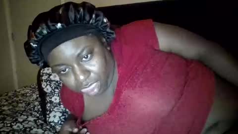 Snapshot of milkyway5555 chatting on 10/09/25, 02:09 Pretty wet brown online show from 10/09/25, 02:09