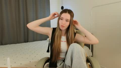 Eva online show from 04/02/26, 04:54