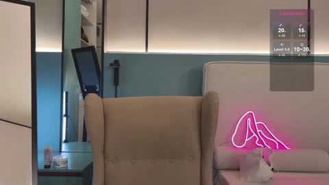 Mila online show from 01/21/25, 09:46