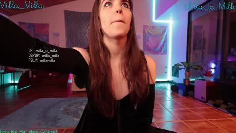 milla_milla online show from 01/06/25, 08:24