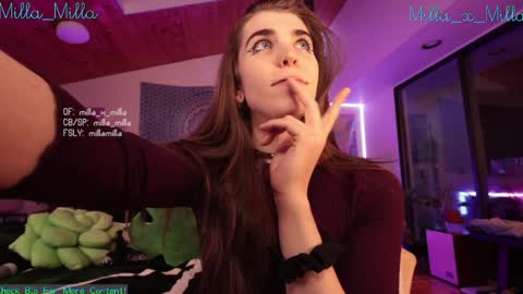 milla_milla online show from 01/12/25, 09:08