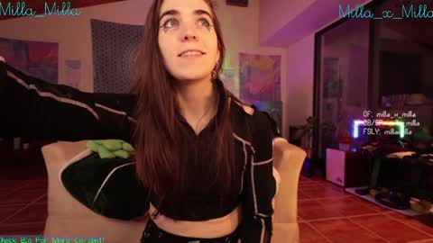 milla_milla online show from 02/03/25, 06:34