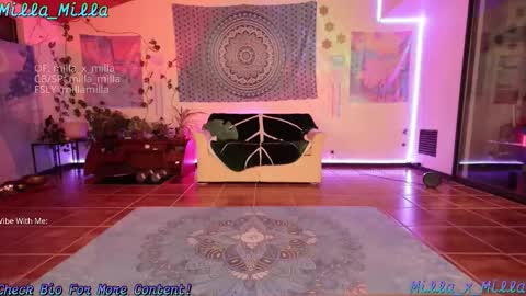 milla_milla online show from 02/15/26, 05:26