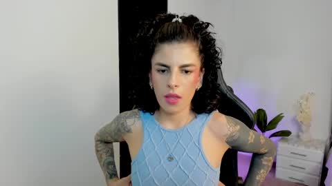 Snapshot of milla_pixxie chatting on 12/16/24, 04:45 Milagros online show from 12/16/24, 04:45