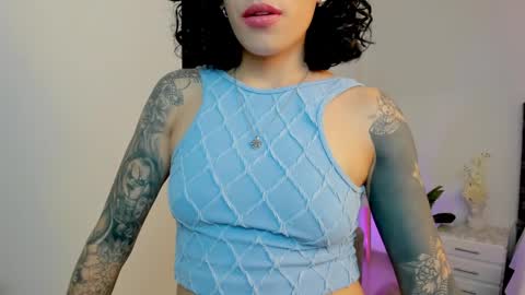 Snapshot of milla_pixxie chatting on 12/16/24, 07:48 Milagros online show from 12/16/24, 07:48