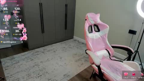 millaa_bella online show from 03/12/26, 06:14