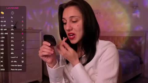 Snapshot of millaa_veyy chatting on 06/17/26, 07:04 Milana online show from 06/17/26, 07:04