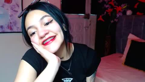 Violeta online show from 11/26/25, 02:29