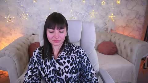 millaluxlove online show from 01/13/26, 08:41