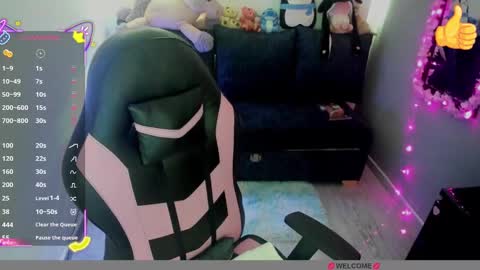 Snapshot of millandiux chatting on 09/28/25, 08:03 millandiux online show from 09/28/25, 08:03