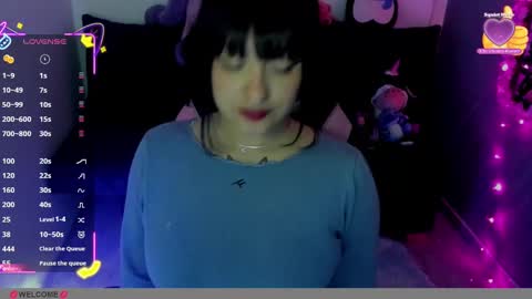 Snapshot of millandiux chatting on 09/30/25, 01:21 millandiux online show from 09/30/25, 01:21