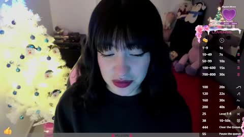 Snapshot of millandiux chatting on 12/18/25, 02:28 millandiux online show from 12/18/25, 02:28