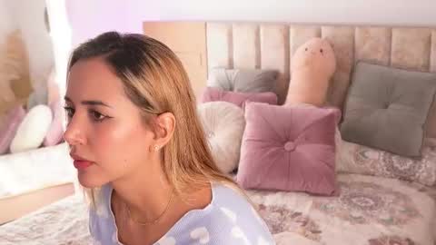 erika rf99 online show from 03/05/26, 04:08