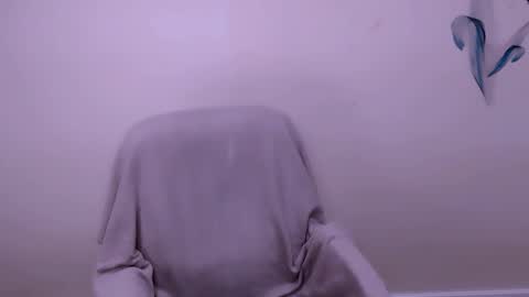 Milla online show from 02/11/26, 07:46