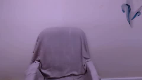 Milla online show from 03/09/26, 08:18