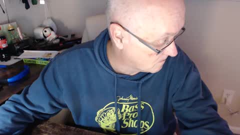 millenium0129 online show from 02/11/25, 01:41