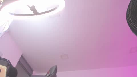 miller_silvana online show from 02/06/26, 12:08