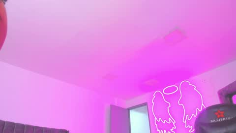 miller_silvana online show from 04/11/26, 11:47