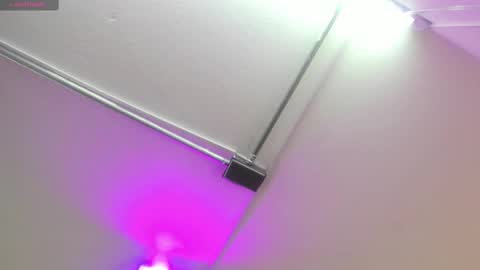 miller_vanessa_ online show from 02/18/25, 10:58