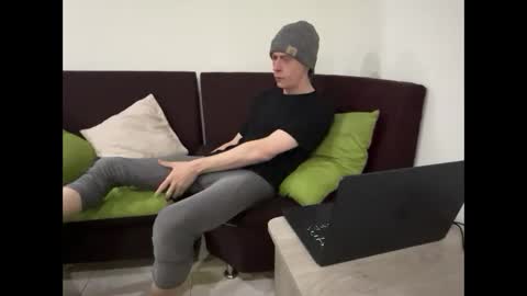 SlimnHungOH online show from 11/09/25, 06:06