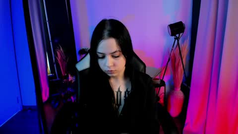 milleycyrus_ online show from 03/21/26, 01:37