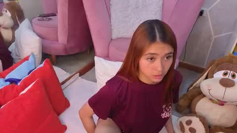 milleyjones_ online show from 11/26/25, 07:59