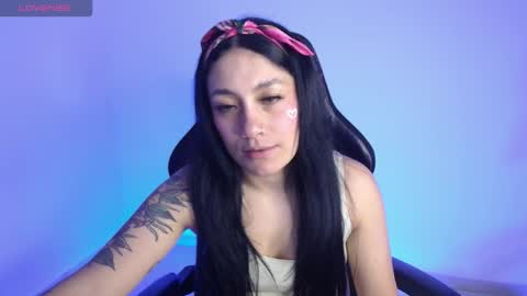 Millie Bobby online show from 11/14/25, 02:16