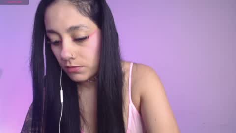 Millie Bobby online show from 04/15/26, 07:58