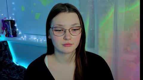 Millie online show from 10/09/25, 10:02