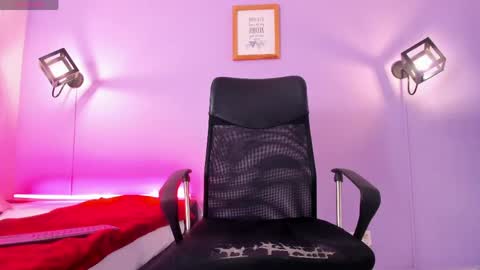 Millie online show from 04/23/26, 12:29