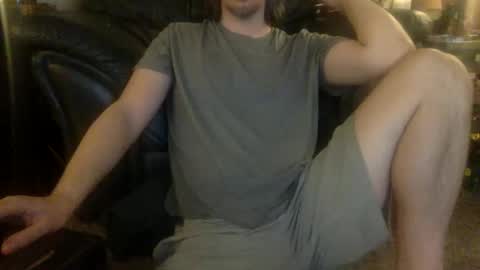 Snapshot of millionsmcgee chatting on 02/04/25, 02:28 Millions online show from 02/04/25, 02:28