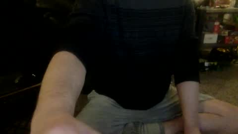 Snapshot of millionsmcgee chatting on 02/05/25, 03:23 Millions online show from 02/05/25, 03:23