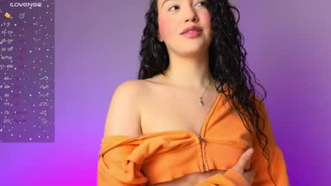 Snapshot of milly_01 chatting on 06/20/26, 11:18 Milly online show from 06/20/26, 11:18