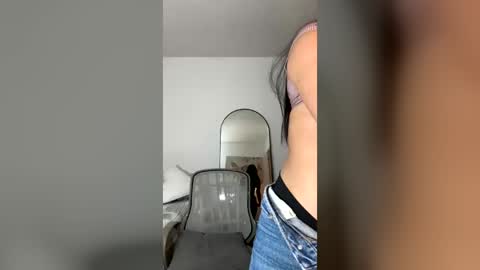 Snapshot of milly__taylorrr07 chatting on 06/20/26, 02:14 milly__taylorrr07 online show from 06/20/26, 02:14