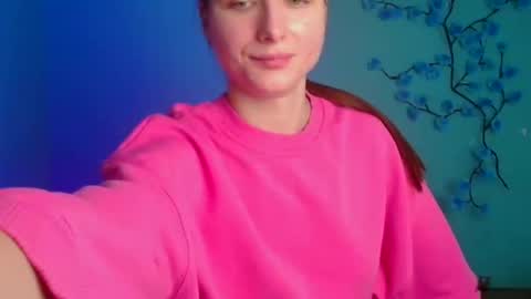 Milly online show from 04/15/26, 06:42