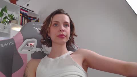 Milly online show from 03/01/25, 09:51