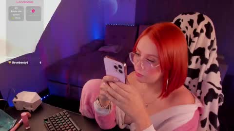 Monkey D Maddie online show from 02/03/26, 02:53