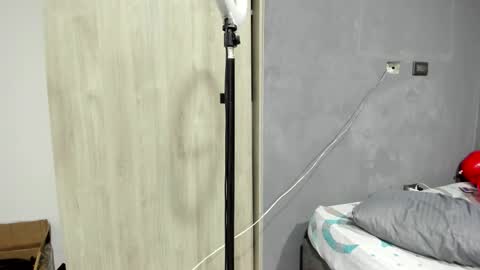 Milo Cruz online show from 02/18/26, 10:00