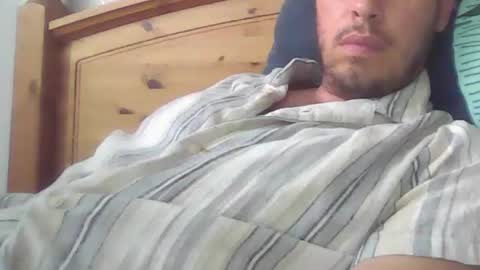 Snapshot of milowww1601 chatting on 06/24/26, 08:35 milowww1601 online show from 06/24/26, 08:35