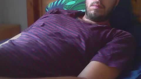 Snapshot of milowww1601 chatting on 07/10/26, 05:23 milowww1601 online show from 07/10/26, 05:23