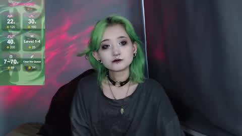 milten_trish online show from 10/31/25, 09:21