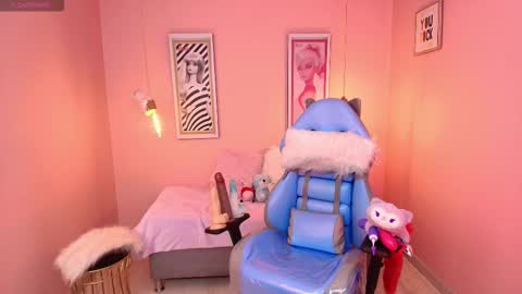 milu_carbajal_x online show from 02/17/26, 04:09