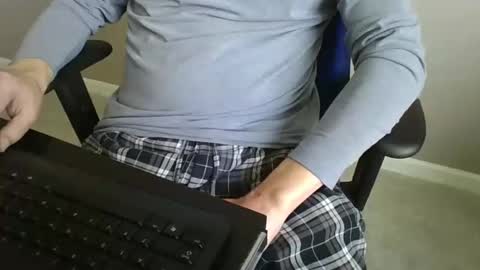 Snapshot of milwaukeebadger24 chatting on 12/20/24, 07:50 milwaukeebadger24 online show from 12/20/24, 07:50